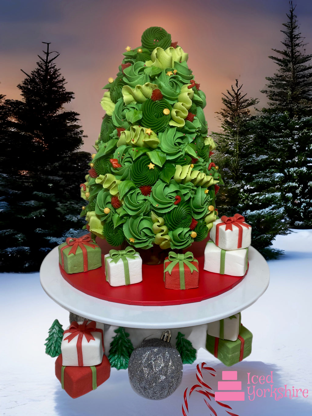Festive Buttercream Tree 2023
