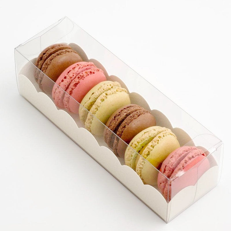 Clear Macaron Box with Scallop Insert